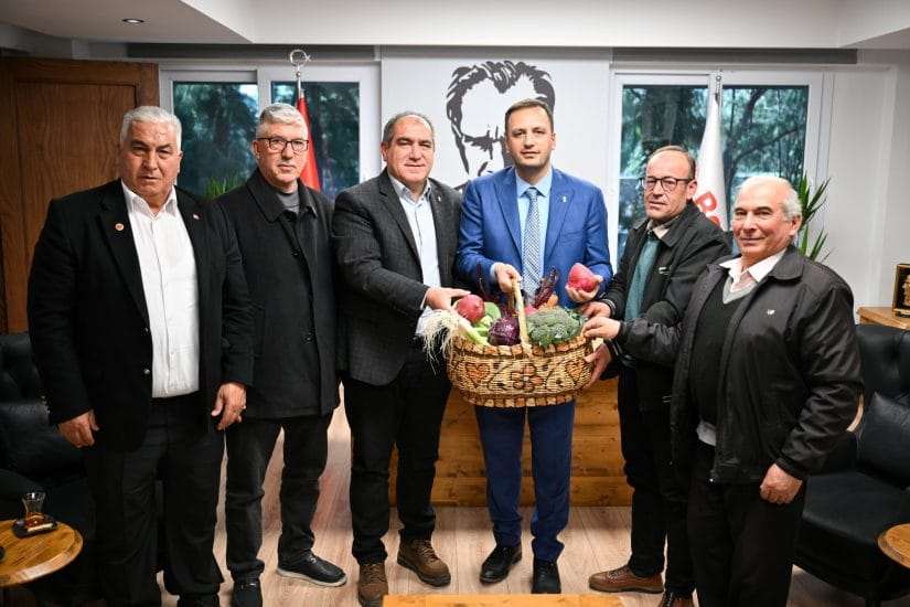 Bornova’da yerel üreticiye tam destek