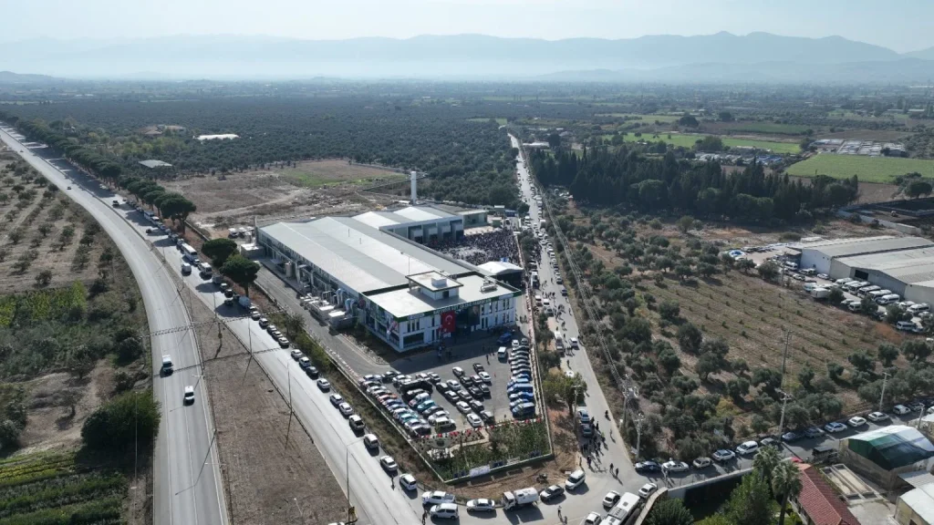 Soyer, Ödemiş Et ve Bayındır Süt’ün kapatılmasına tepki gösterdi