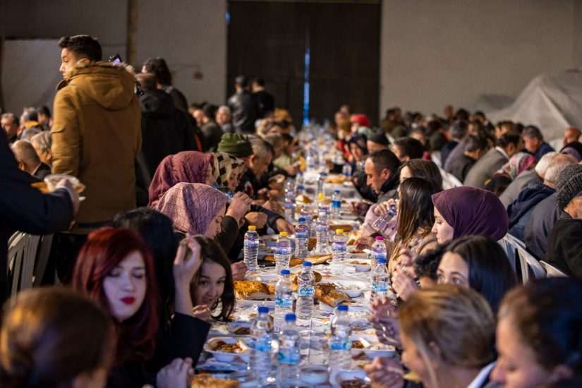 Büyükşehir’in İzmir’de iftar programı