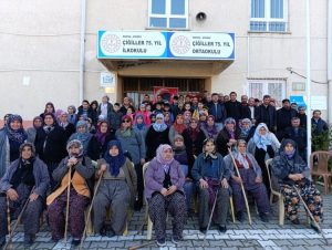Kadınlar istedi okul yerinde kaldı