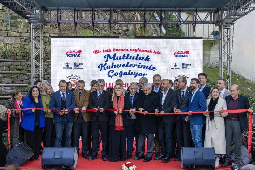 ‘Mutluluk Kahveleri’ne 3 şube birden