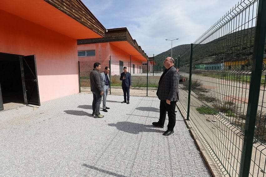 Menderes’e Hayvan Barınağı kazandırılıyor