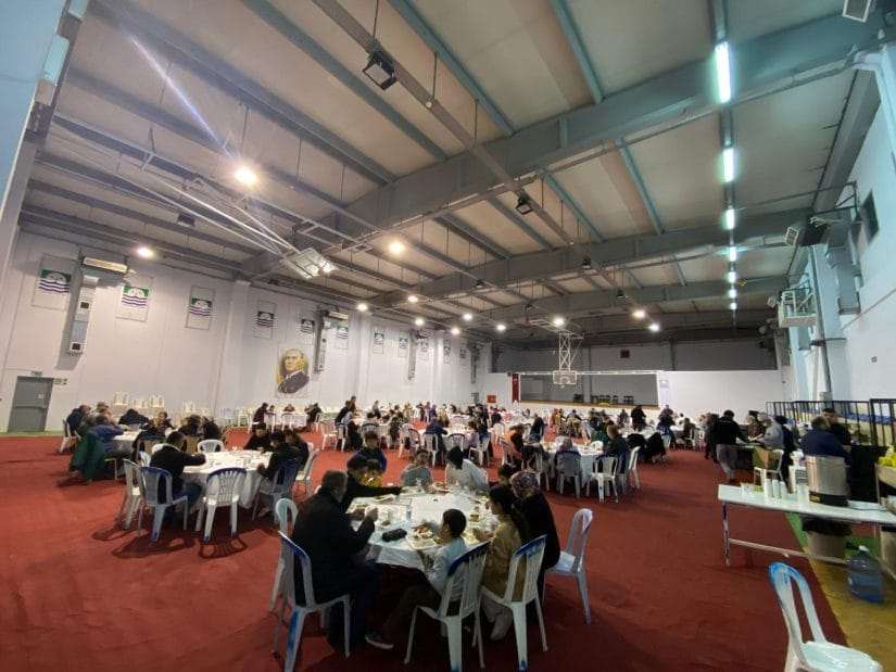 Foça Kaymakamlığı iftar verdi