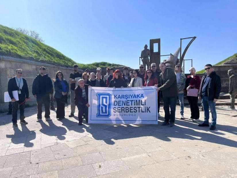Suça sürüklenen çocuklar tarihin 110. Yılında Çanakkale gezdirildi