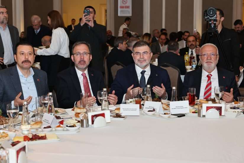 Saygılı: Erdoğan’ın yaptıklarının zekatını çıkaramazsınız