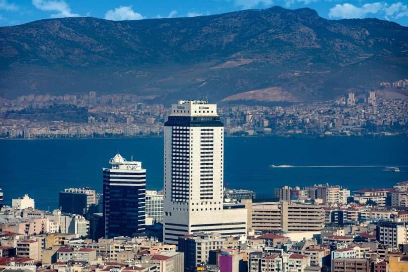 Hilton’un hastane yapılmasına tepki!