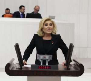 AK Partili Bursalı’dan, Tugay’a tepki: Ülkesini yabancılara şikayet etme konusu kadim bir CHP geleneği