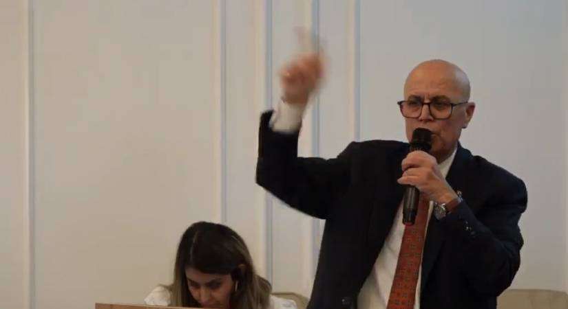 Kemalpaşa Belediyesi’nde iptal edilen konsere ödeme iddiası!