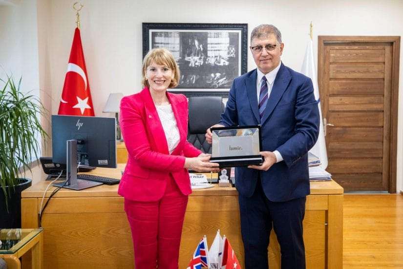 Birleşik Krallık Büyükelçisi’nden Başkan Tugay’a ziyaret