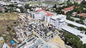 Eşrefpaşa Hastanesi yeni hizmet binası inşaatı sürüyor