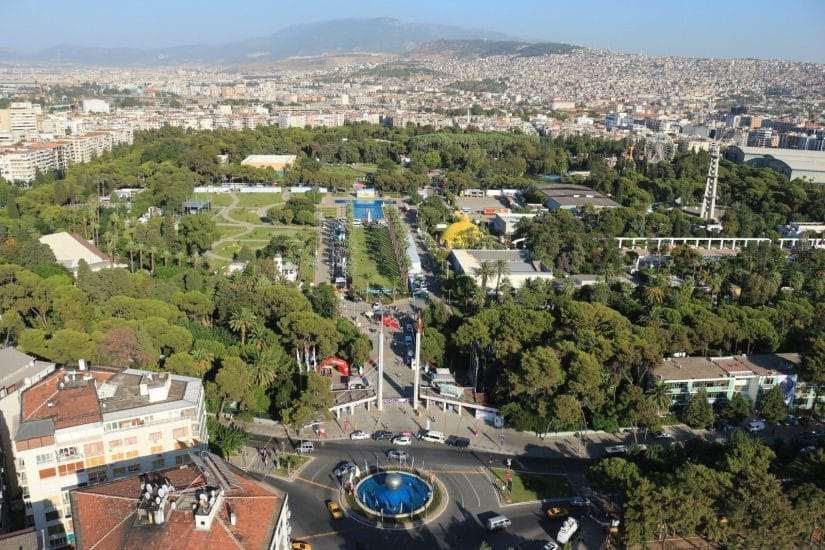 Kültürpark’ta holler kaldırılıyor