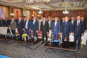 Türk esnaf sanatkarının sorunları İzmir’de masaya yatırıldı