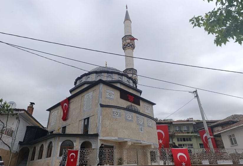 Gördes Evciler Merkez Camii dualarla açıldı