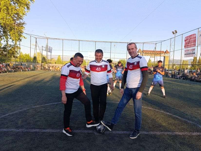 Turnuvanın başlama vuruşu futbolcu, vekil Sancaklı’dan