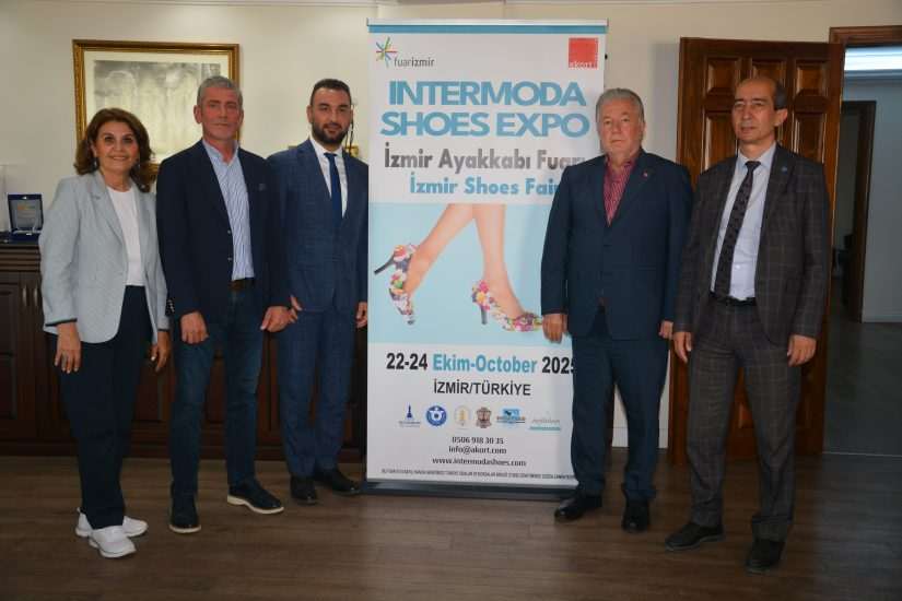 İzmir Ayakkabı-Çanta Fuarı İçin Kollar Sıvandı