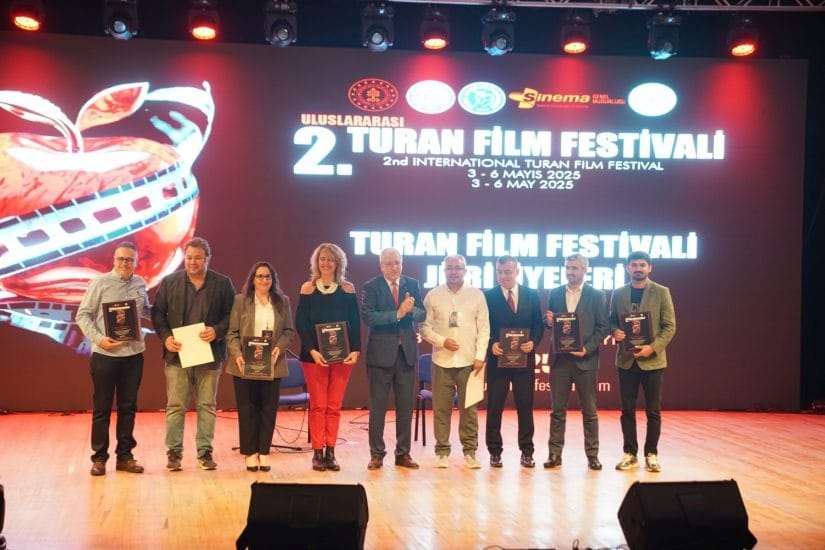 2. Turan Film Festivalinde ödüller sahiplerini buldu