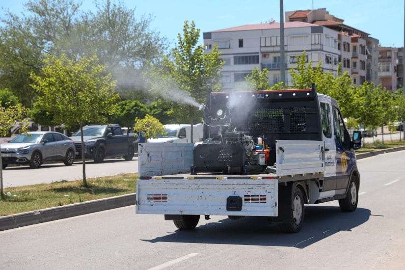 Buca’da Haşere ve Zararlılara Karşı İlaçlama Başladı