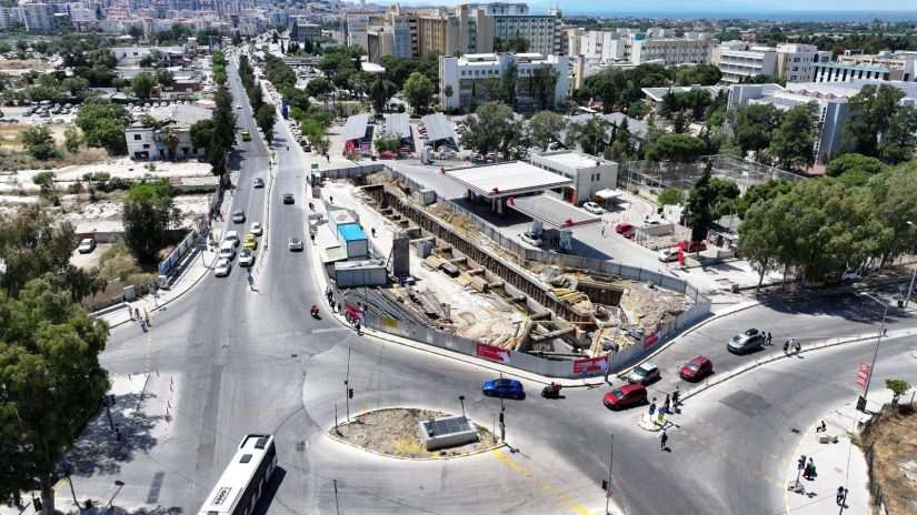 Hastane yolcuları için özel yaya tüneli