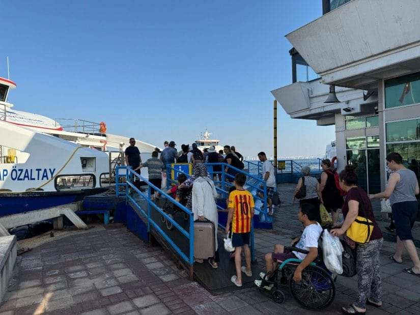 İZDENİZ’den Urla ve Mordoğan seferleri