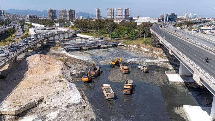 Meles ve Manda derelerinde temizlik