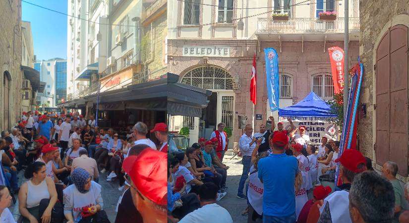 Çadırlı protesto: İşimizi Geri İstiyoruz!