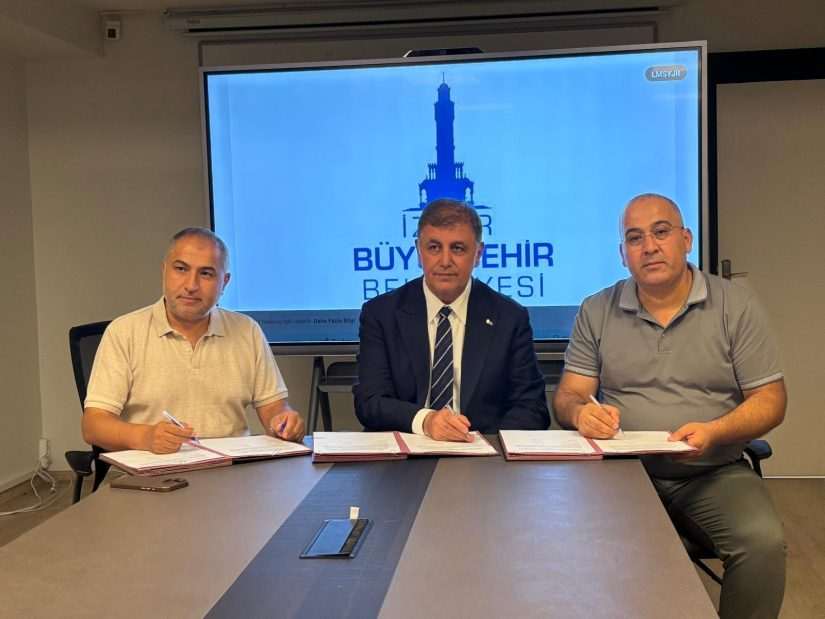 Grand Plaza ve İztarım’da imzalar atıldı