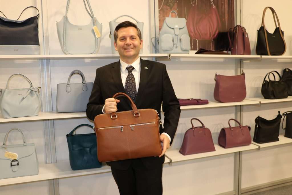 Türk saraciye sektörü İtalya’da MIPEL Fuarı’na 6 firmayla katılacak