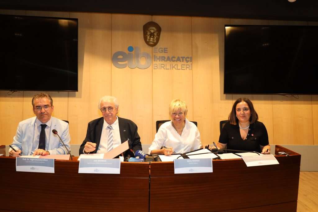 Türkiye’nin Yeni Ticaret Elçileri İzmir’de Yetişiyor