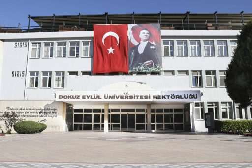 DEÜ: Sahte diploma haberleri asılsız