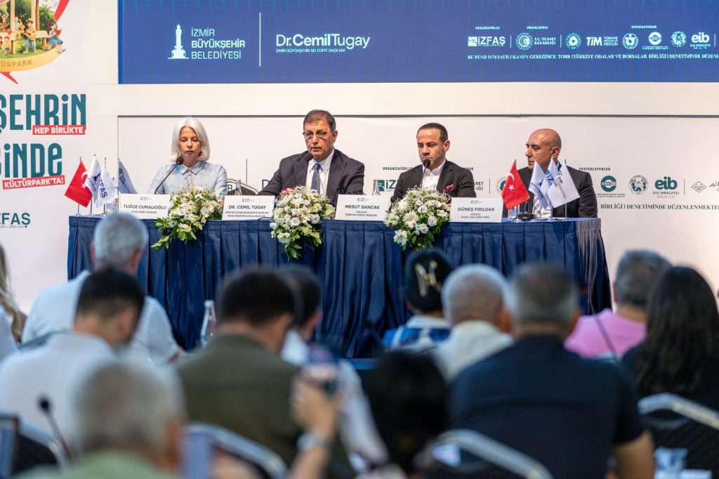 Başkan Tugay’dan İEF için İzmirlilere davet var