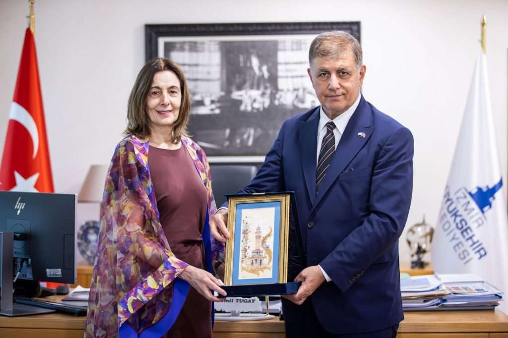 Arjantin Başkonsolosu Vivas’tan Başkan Tugay’a ziyaret