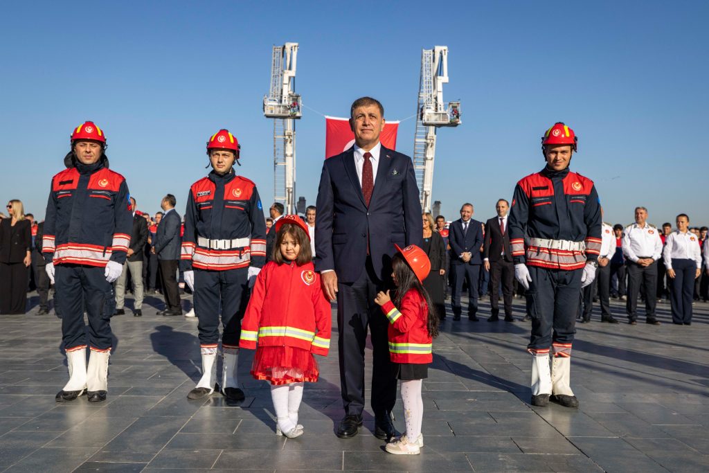 Tugay: Kahraman itfaiye personelimize minnetimiz büyük