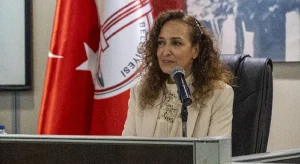 Ünsalın mesajı kime? ‘Yalnız bir belediyeyiz’