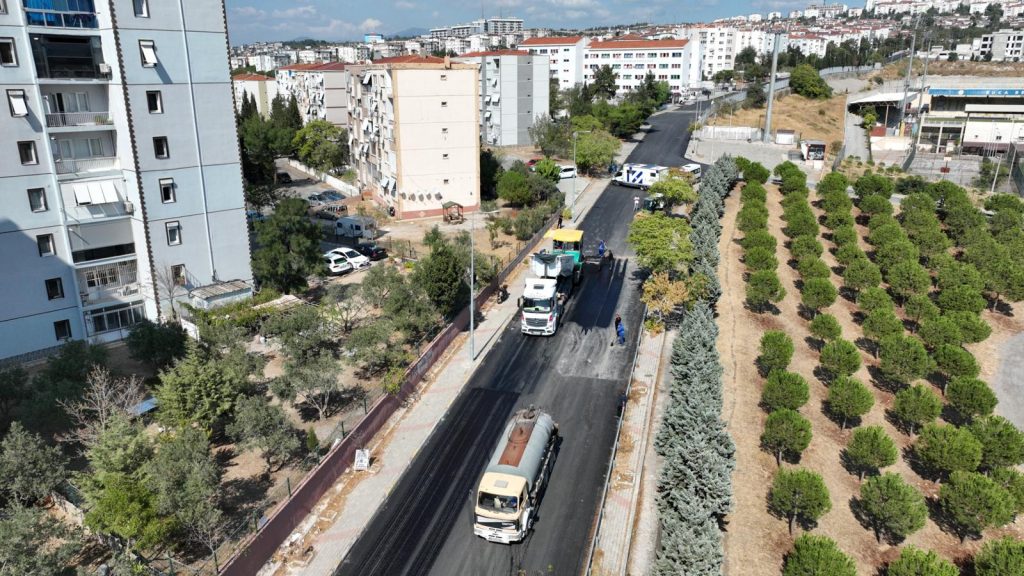 Büyükşehir’den Buca’da asfalt seferberliği