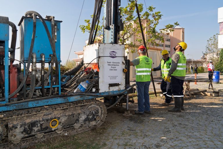 Karşıyaka’da 2 bin hektarlık alanda zemin araştırması yapılacak