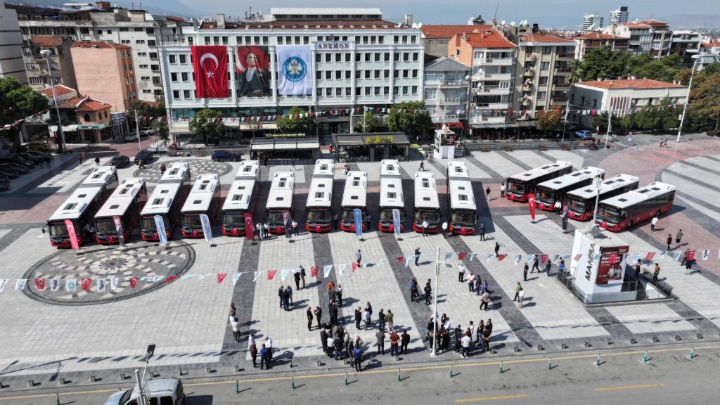 Manisa Büyükşehir, Toplu Ulaşıma 35 Yeni Otobüs Ekledi