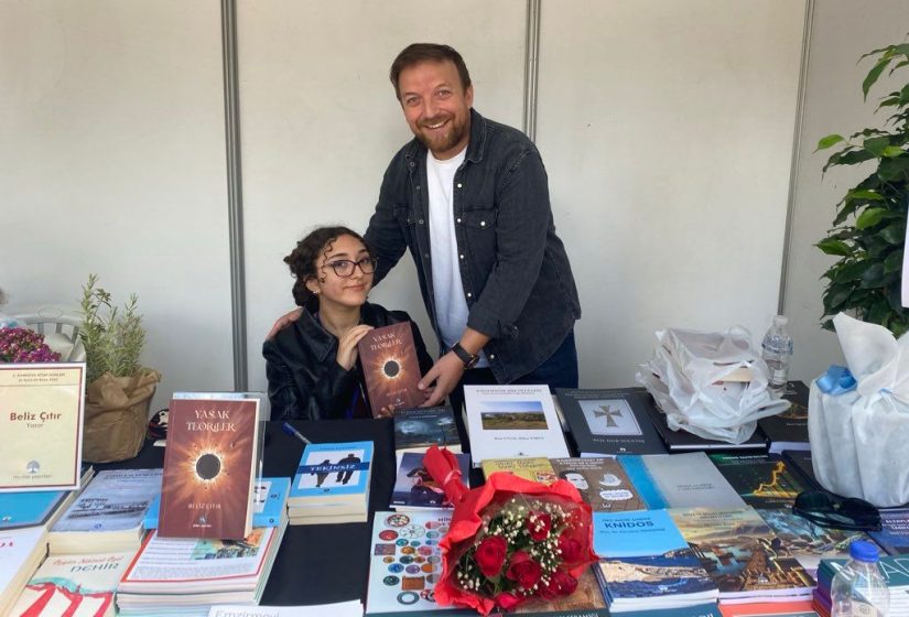 Genç Yazar Beliz Çıtır Okurlarıyla Buluştu
