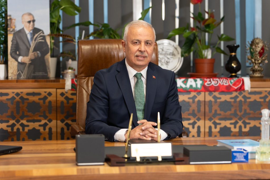 AK Partili Köse’den Bostanlı Pazaryeri çıkışı: 1 milyarlık rant var