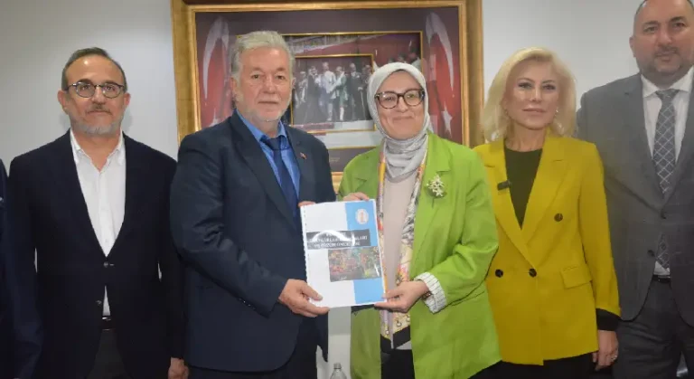 AK Parti’den İESOB’a ziyaret