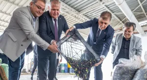 Sezonun ilk zeytinyağı Tugay’dan