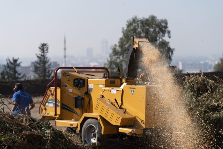 Büyükşehir’in yeşil atıkları kompost gübreye dönüşüyor