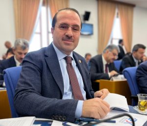 İzmir’e iki adalet sarayı daha