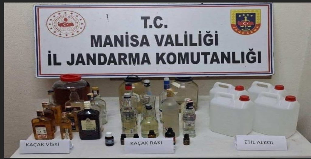 Akhisar’da Kaçak Alkol ve Tütün Operasyonu