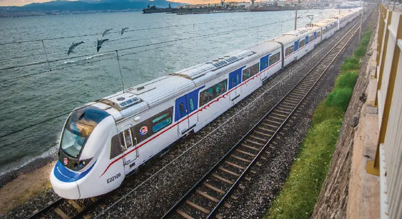 Ray’da 90 Dakika Tartışması: Kırkpınar ve Tugay Karşı Karşıya