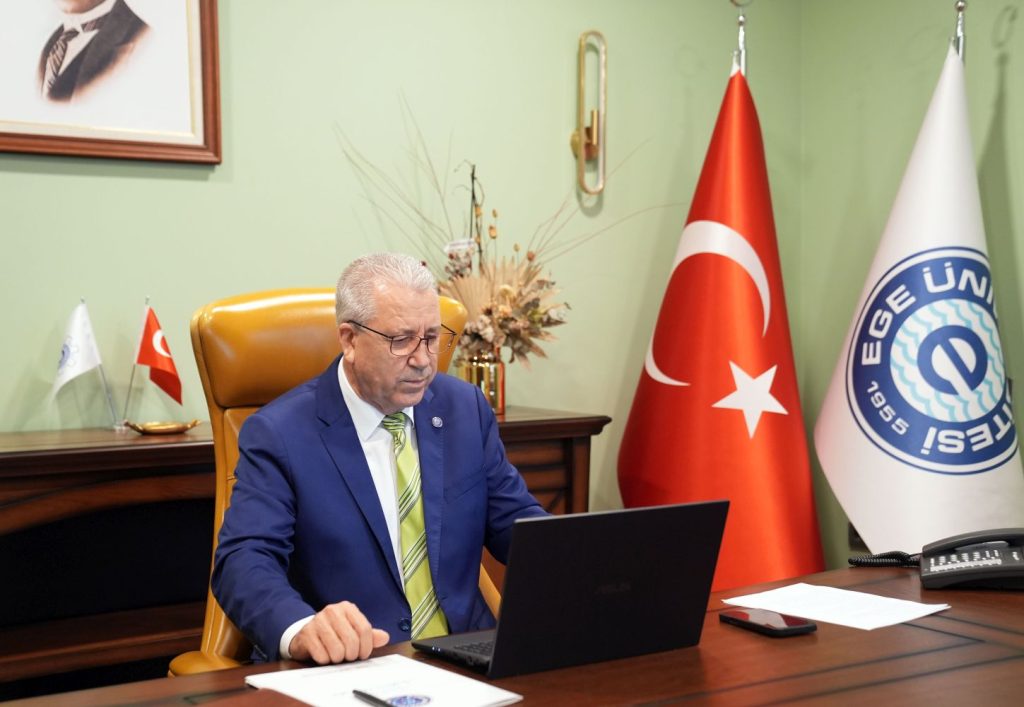 Prof. Dr. Budak, “İzmir Körfezi, şehrimizin en değerli doğal mirasıdır”