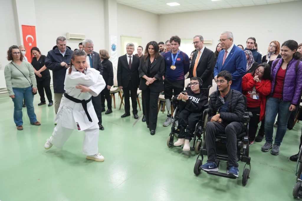 TBMM Engelli Bireylerin Sorunlarını Araştırma Komisyonundan EÜ’ye ziyaret