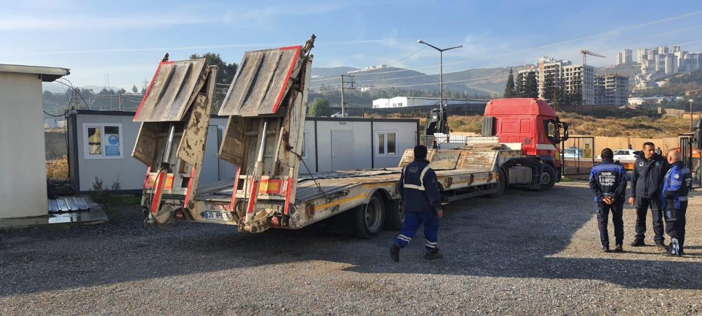 Kaymakamlık “Tahliye Yapılamaz” Dedi, İBB Şantiyeye Girdi İddiası