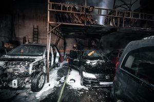 Buca’da depo yangını!