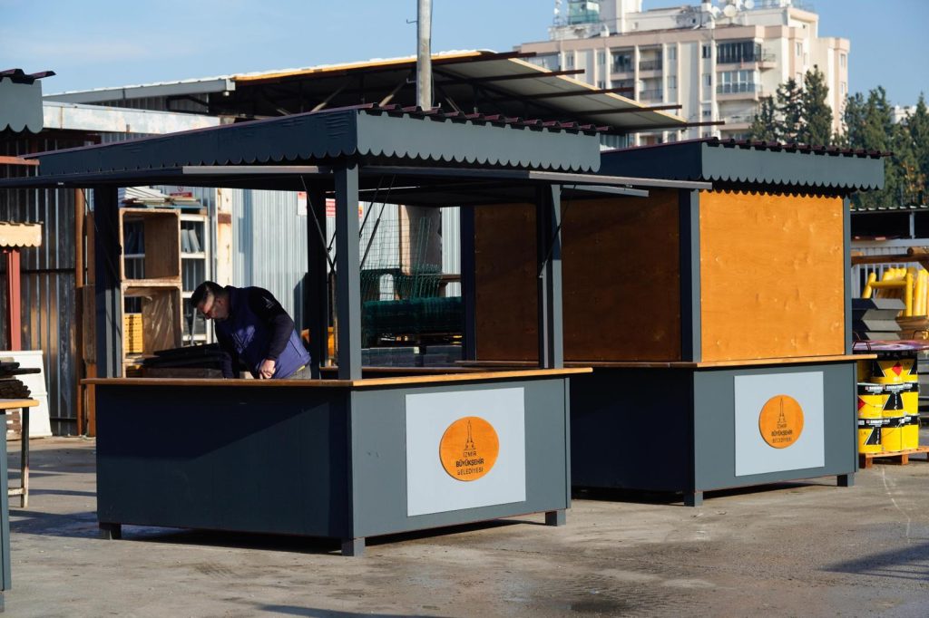 Mısır ve kestane tezgâhları yenilendi