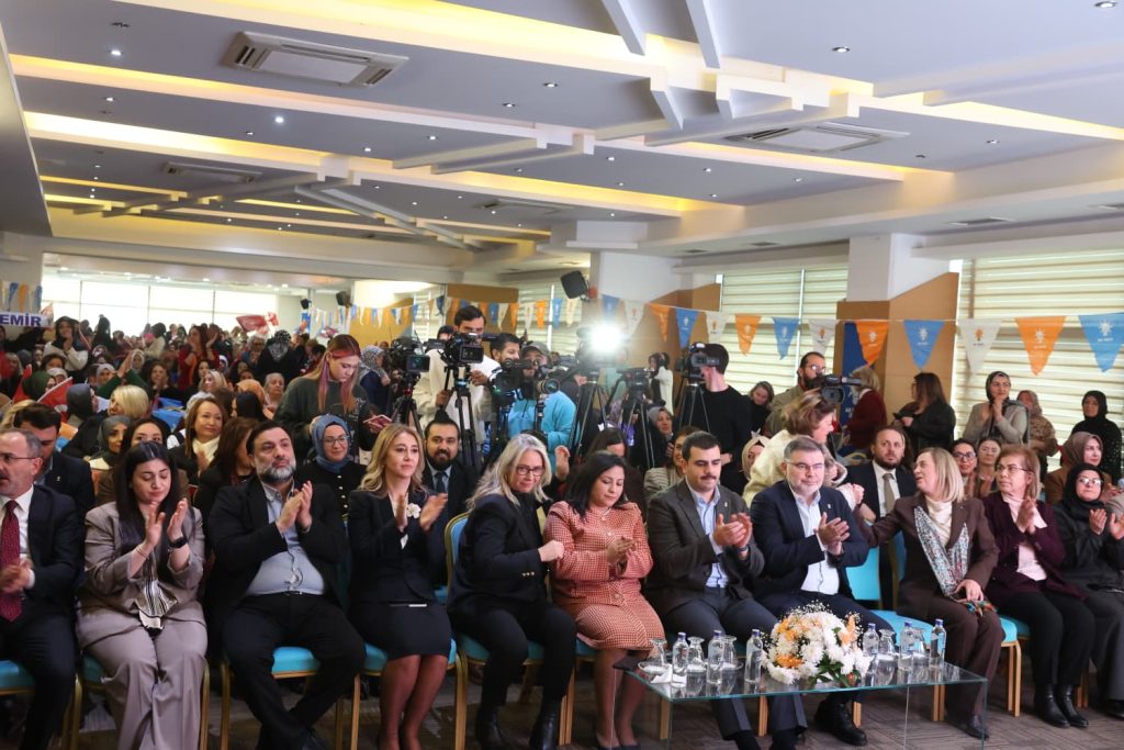 Kadın Kolları Danışma Meclisi’nden mesaj seli